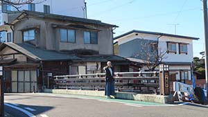 �N���b�N���Ċg��